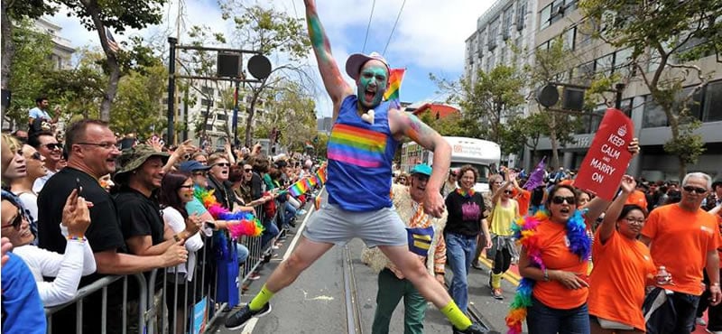 San Francisco Gay Pride 2021, Parade, mehr als 300 ...