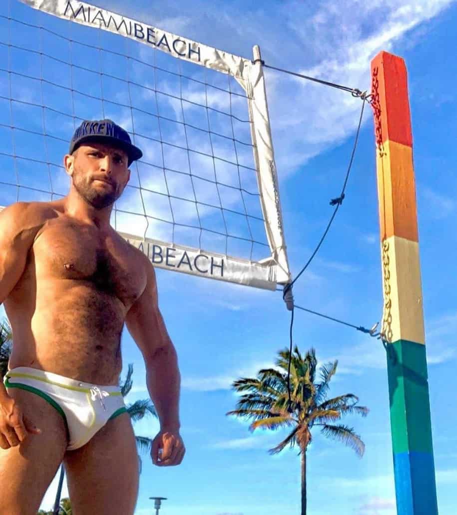 12th Street Beach - Gay Guide Miami - Gay Beach Gay Sejour Miami