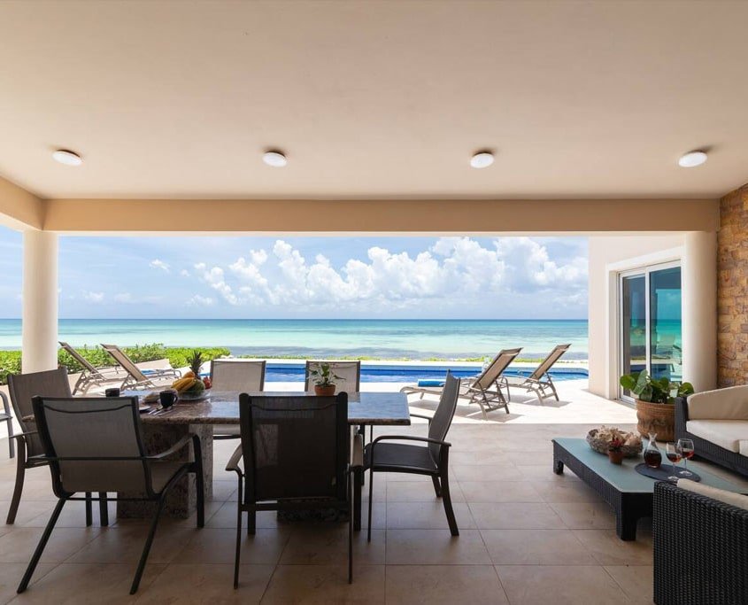 Playa beach front villa