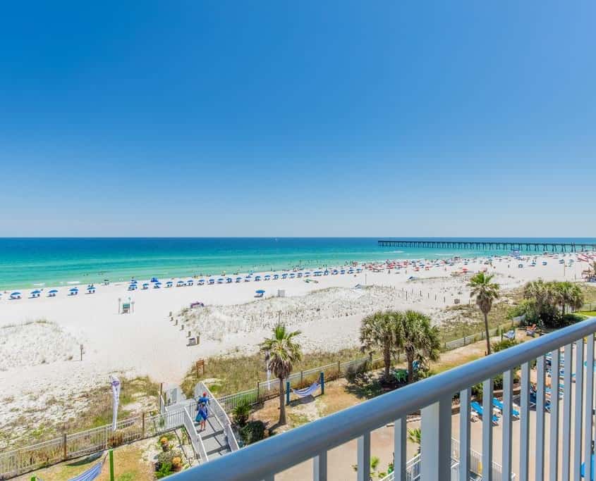 https://www.booking.com/hotel/us/hampton-inn-pensacola-beach-gulf-front.en-gb.html?aid=308283&label=pensacolaarticle