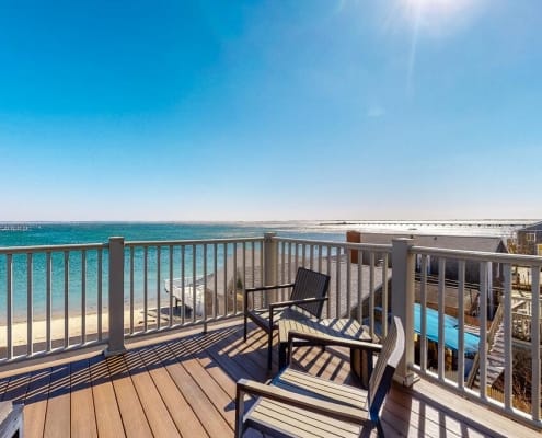 PTown Waterfront Penthouse