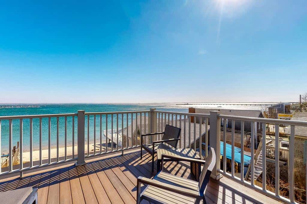 PTown Waterfront Penthouse