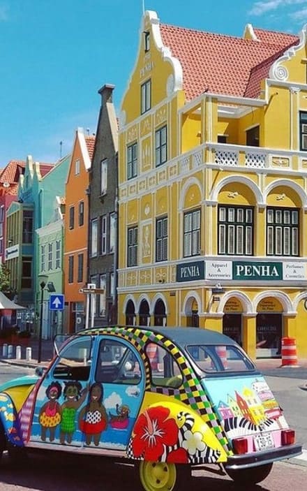 Getting around Curacao