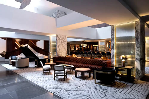 Four Seasons Hotel