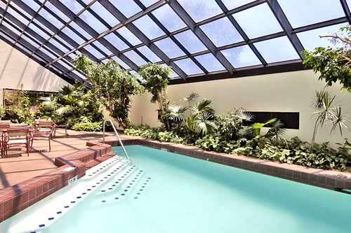 Ramada Hotel