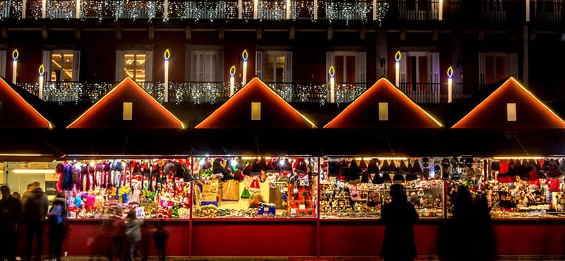 Réveillon Du Nouvel An De L'horloge D'or Boule De Noël À Minuit