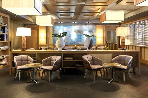 Louis Hotel