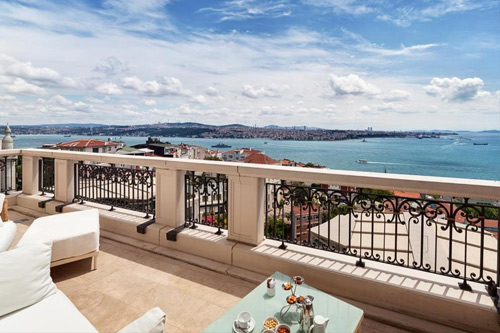 https://www.booking.com/hotel/tr/cvk-hotels-resorts-park-bosphorus.html